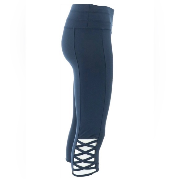 NWOT TA Tracy Anderson G.I.L.I. Petite Leggings Cutout - Picture 3 of 9